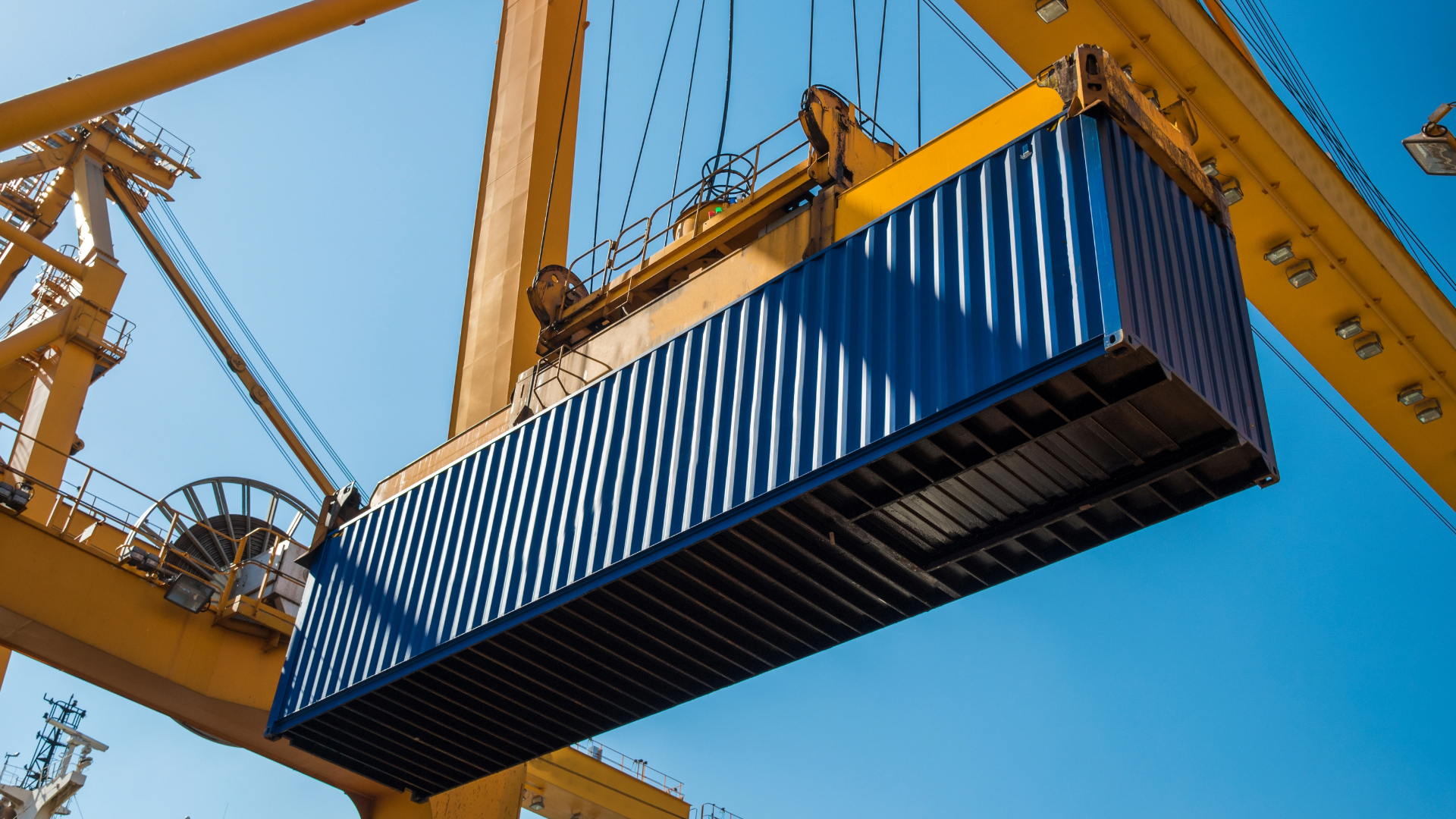 CONTAINER TRADING