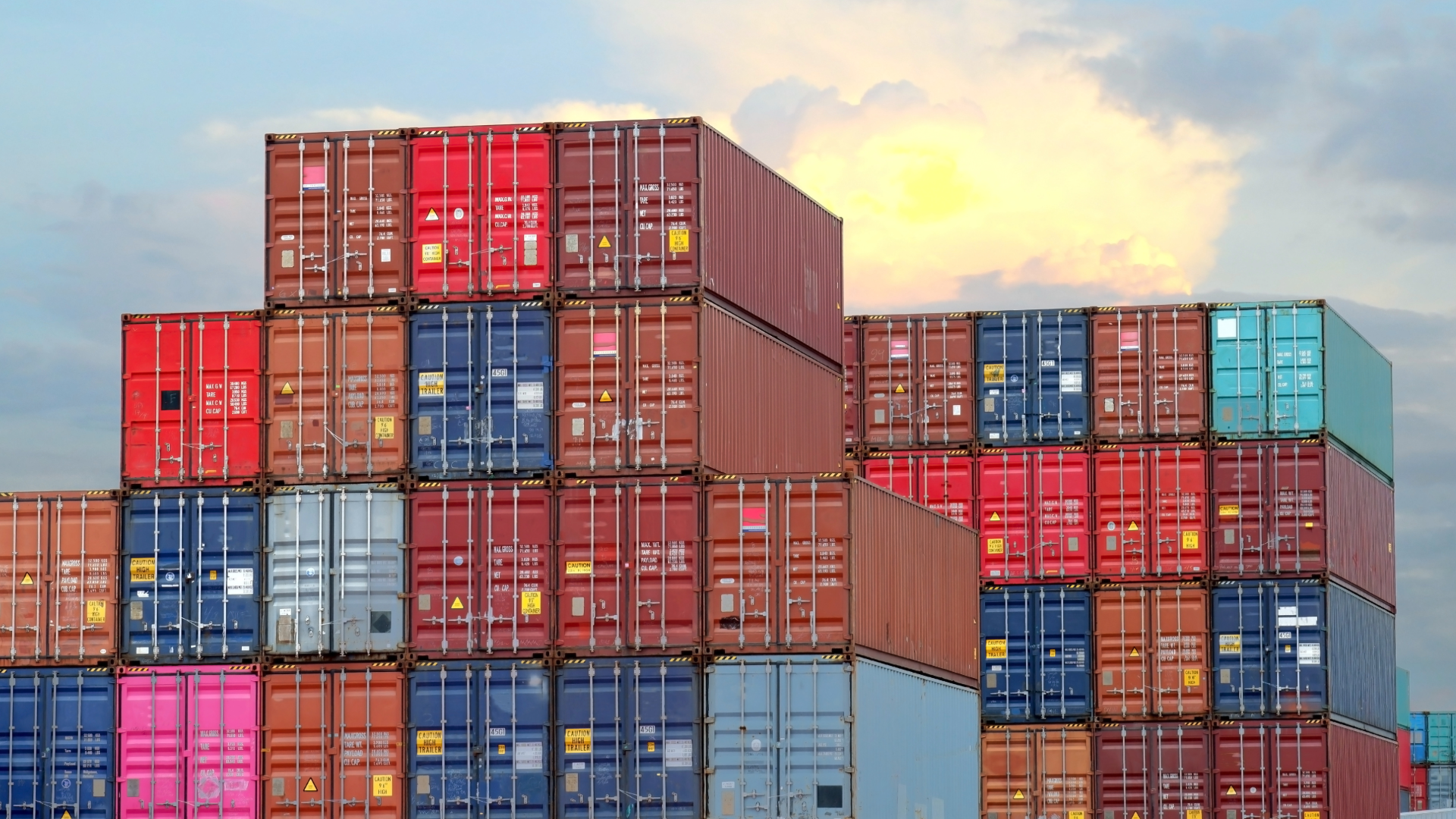 CONTAINER TRADING